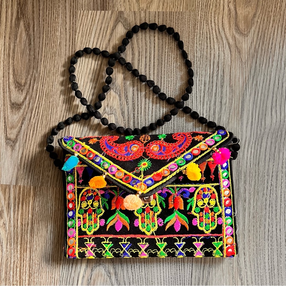 Black Base/ Multi Color New Without Tag  Embodied Clutch